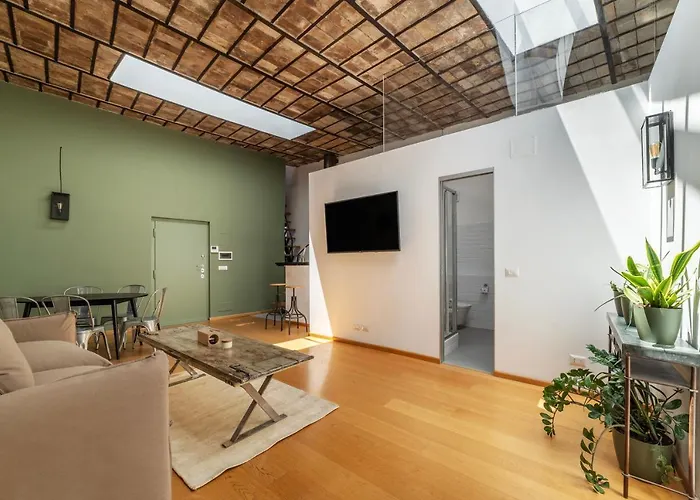 Guesthost - Cancelleria Rooftop Garden Apartment Rome