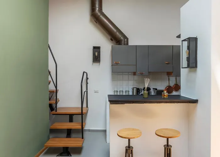 Apartment Guesthost - Cancelleria Rooftop Garden Rome
